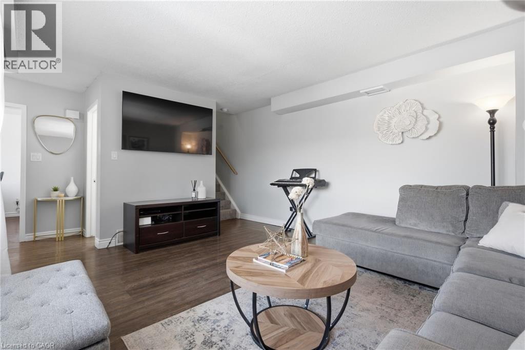 423 WESTWOOD Drive Unit# 44 thumbnail 13