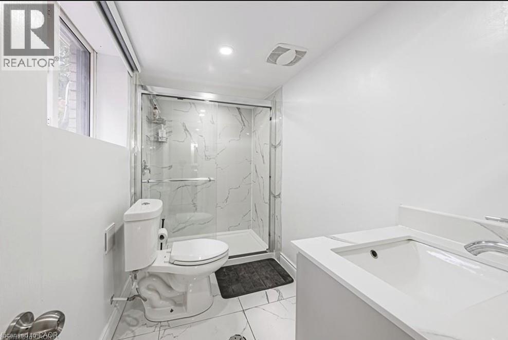 267 ERB Street E thumbnail 21