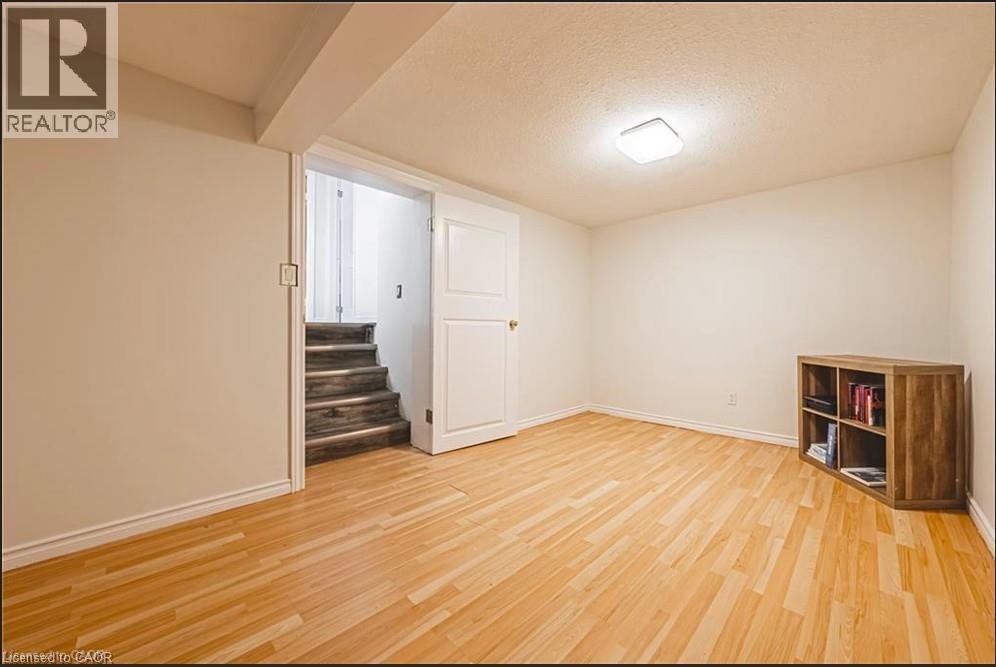 267 ERB Street E thumbnail 24