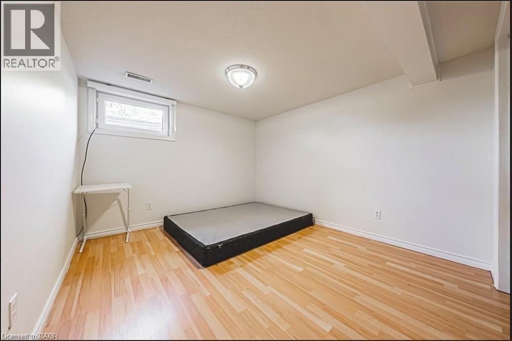 267 ERB Street E thumbnail 26