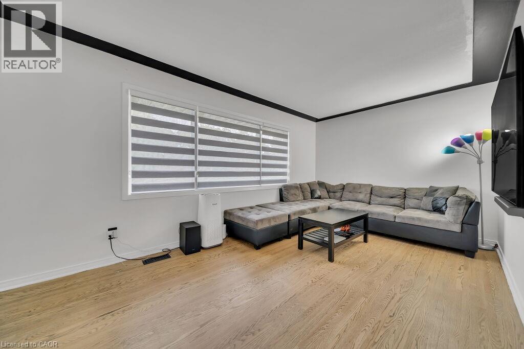 267 ERB Street E thumbnail 6