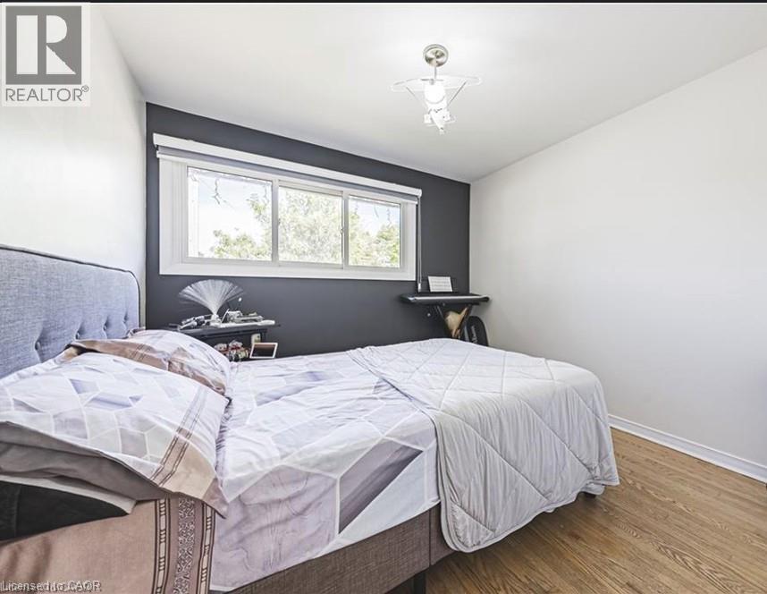 267 ERB Street E thumbnail 9