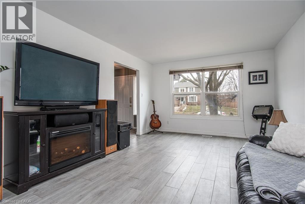 135 VINTAGE Crescent thumbnail 12