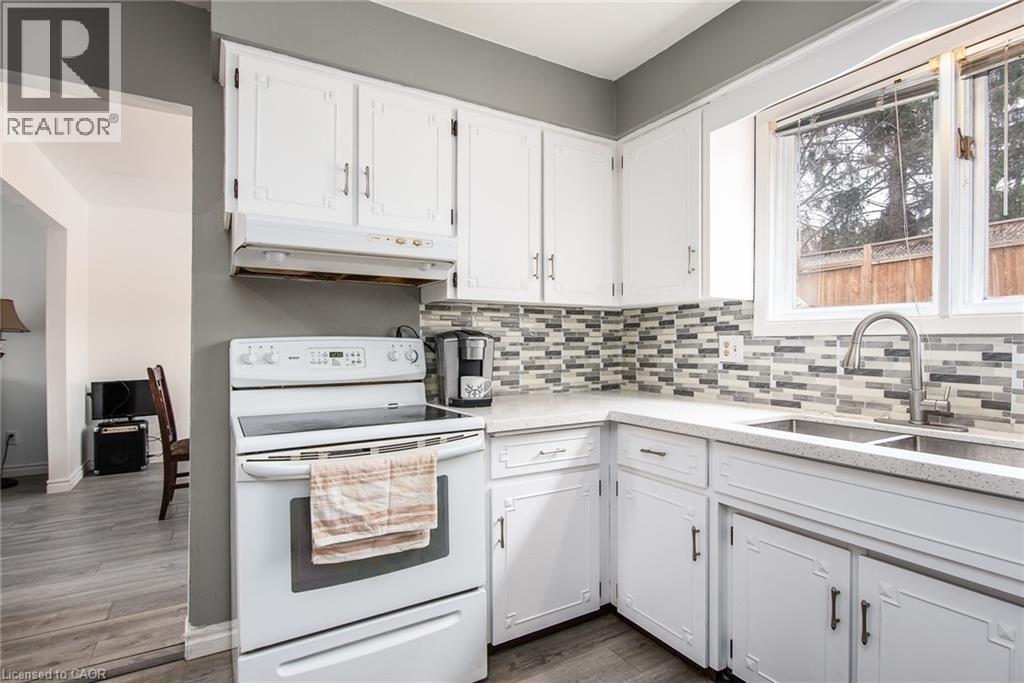 135 VINTAGE Crescent thumbnail 22