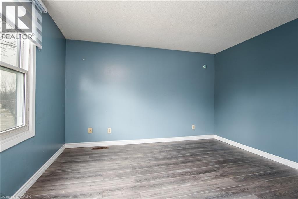 135 VINTAGE Crescent thumbnail 26