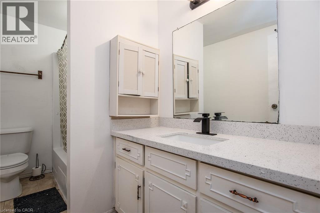 135 VINTAGE Crescent thumbnail 30