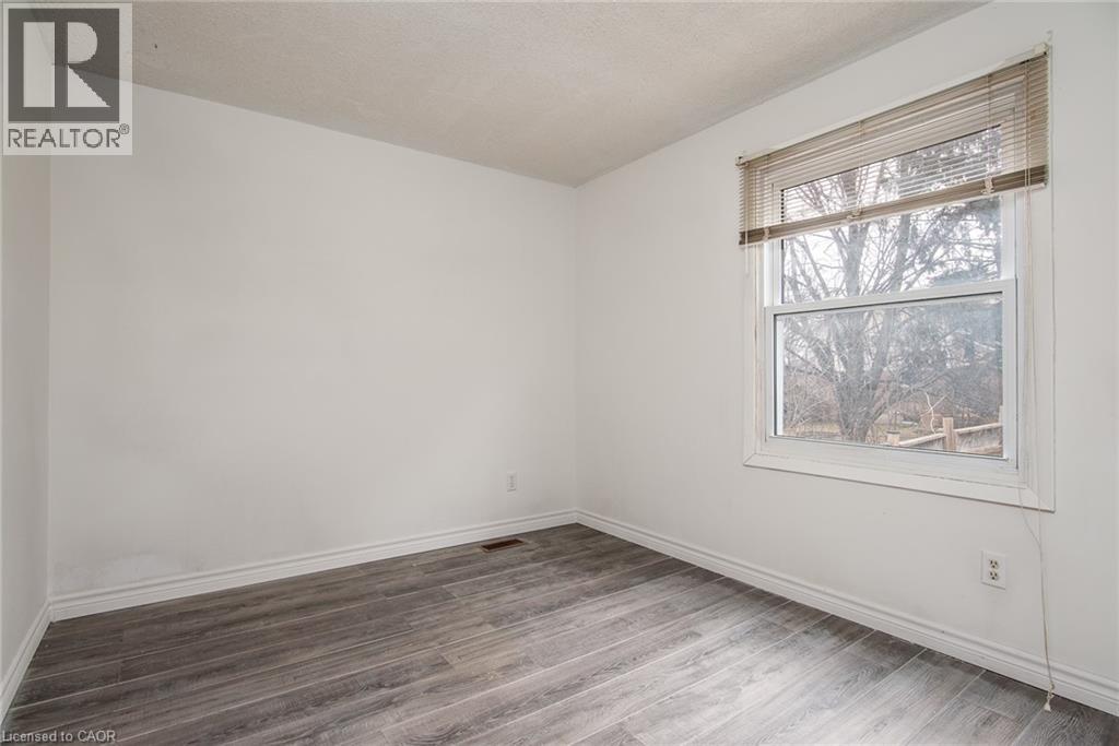 135 VINTAGE Crescent thumbnail 31