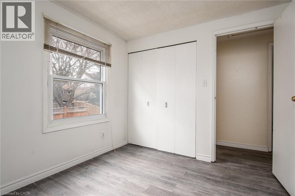 135 VINTAGE Crescent thumbnail 32