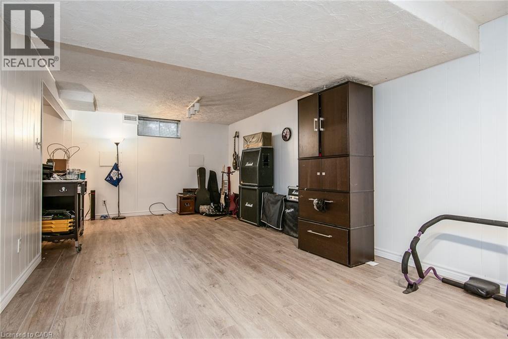 135 VINTAGE Crescent thumbnail 39