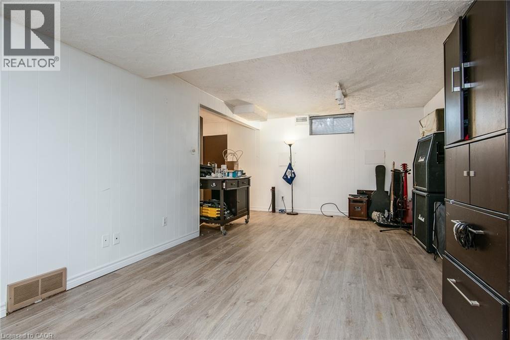 135 VINTAGE Crescent thumbnail 40