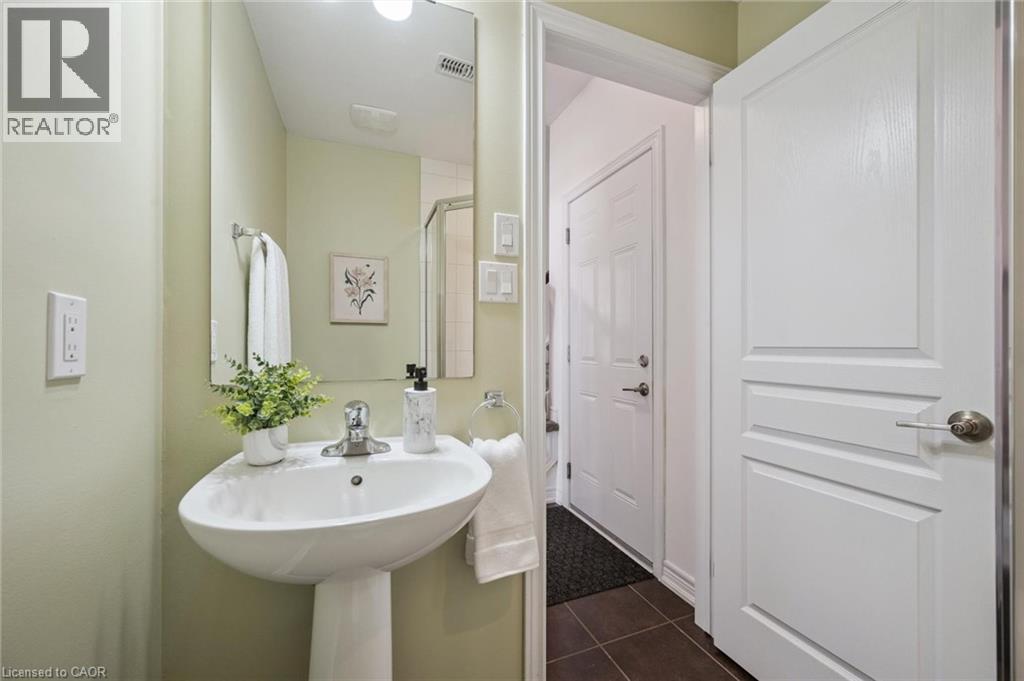 342 MILL Street Unit# 10 thumbnail 43