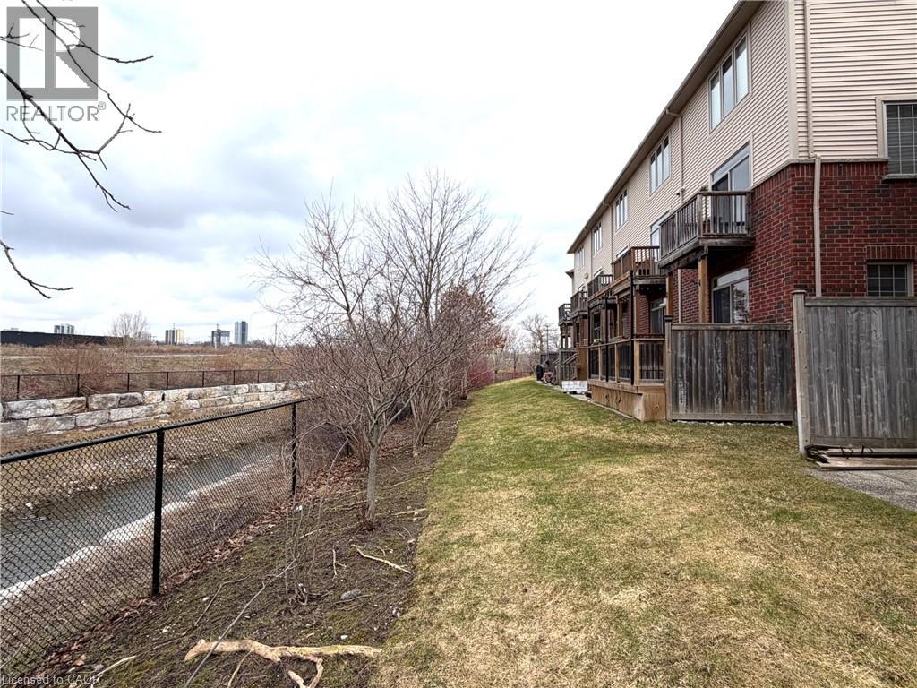 342 MILL Street Unit# 10 thumbnail 44