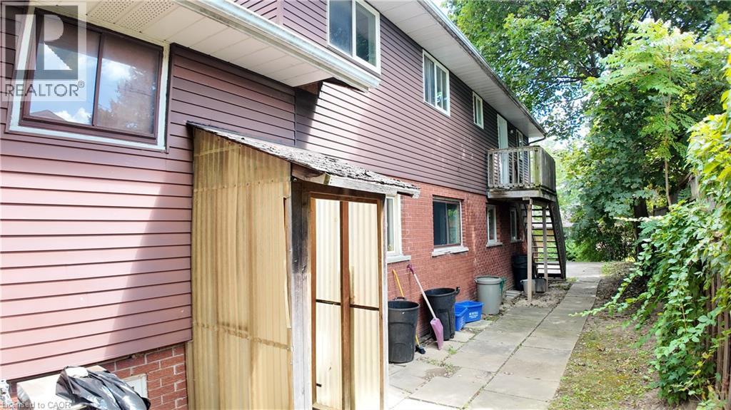 379 HOLLY Street thumbnail 3