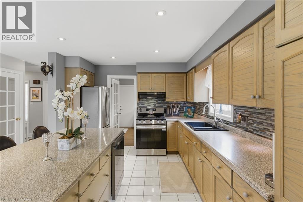 107 ROSE BRIDGE Crescent thumbnail 18