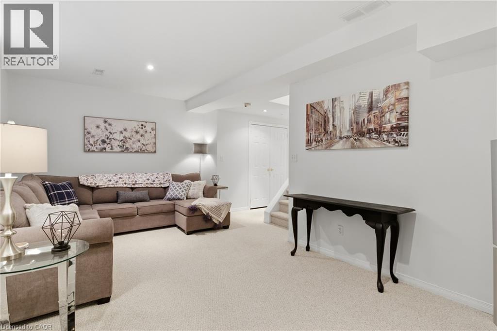 107 ROSE BRIDGE Crescent thumbnail 35