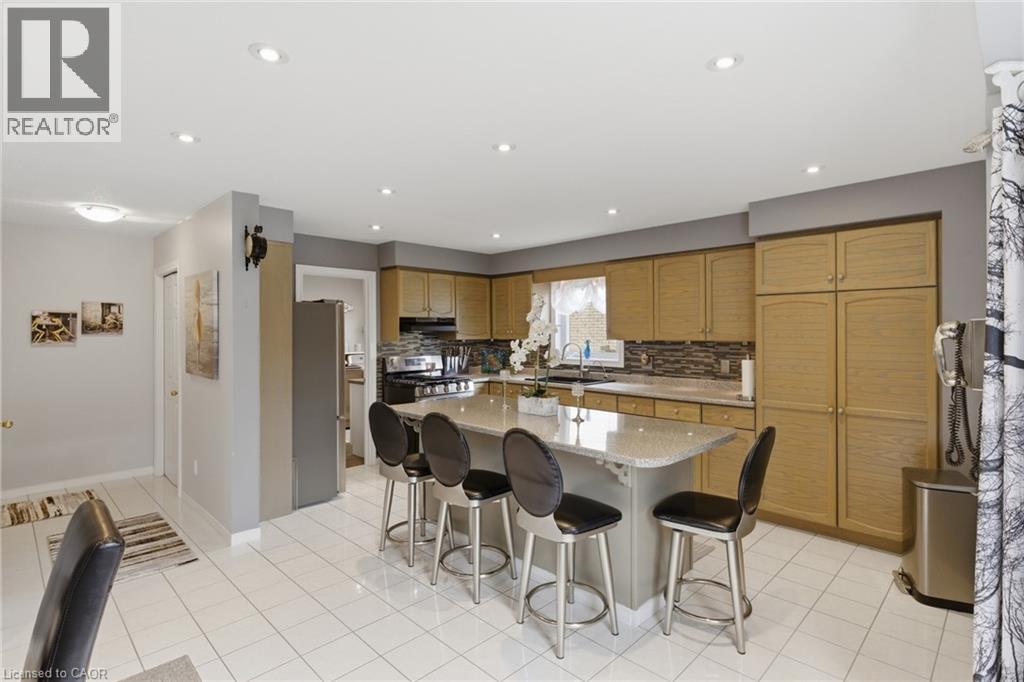 107 ROSE BRIDGE Crescent thumbnail 17