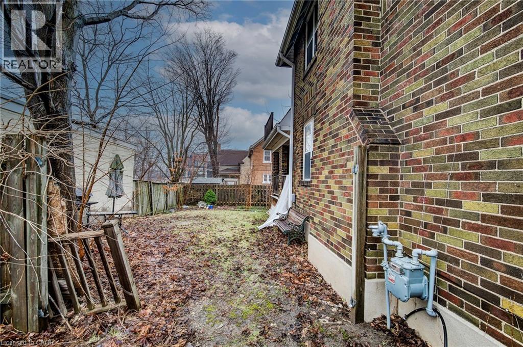 71 MARGARET Avenue thumbnail 36