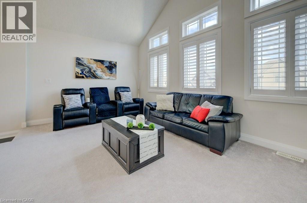 43 GREYHAWK Street thumbnail 27