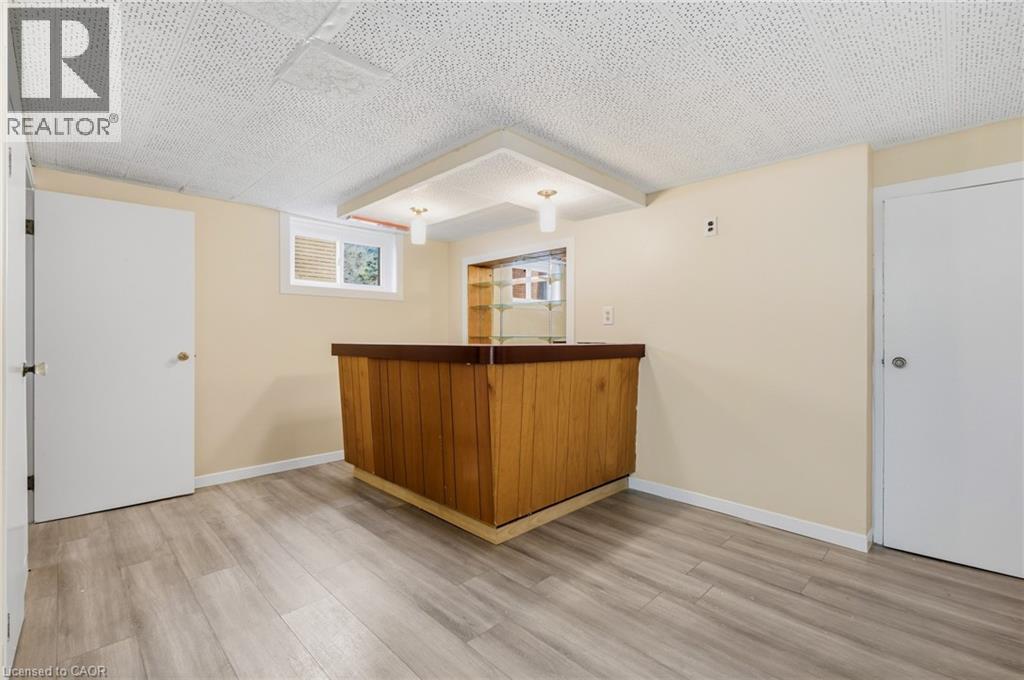 58 LOWREY Avenue S thumbnail 26