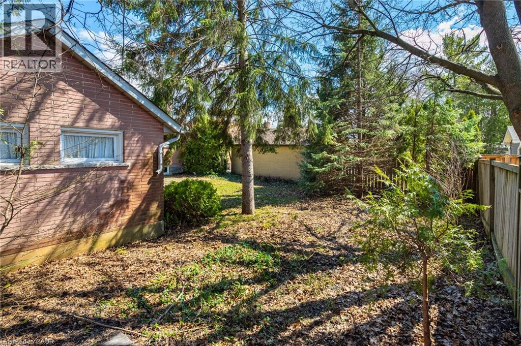 58 LOWREY Avenue S thumbnail 40