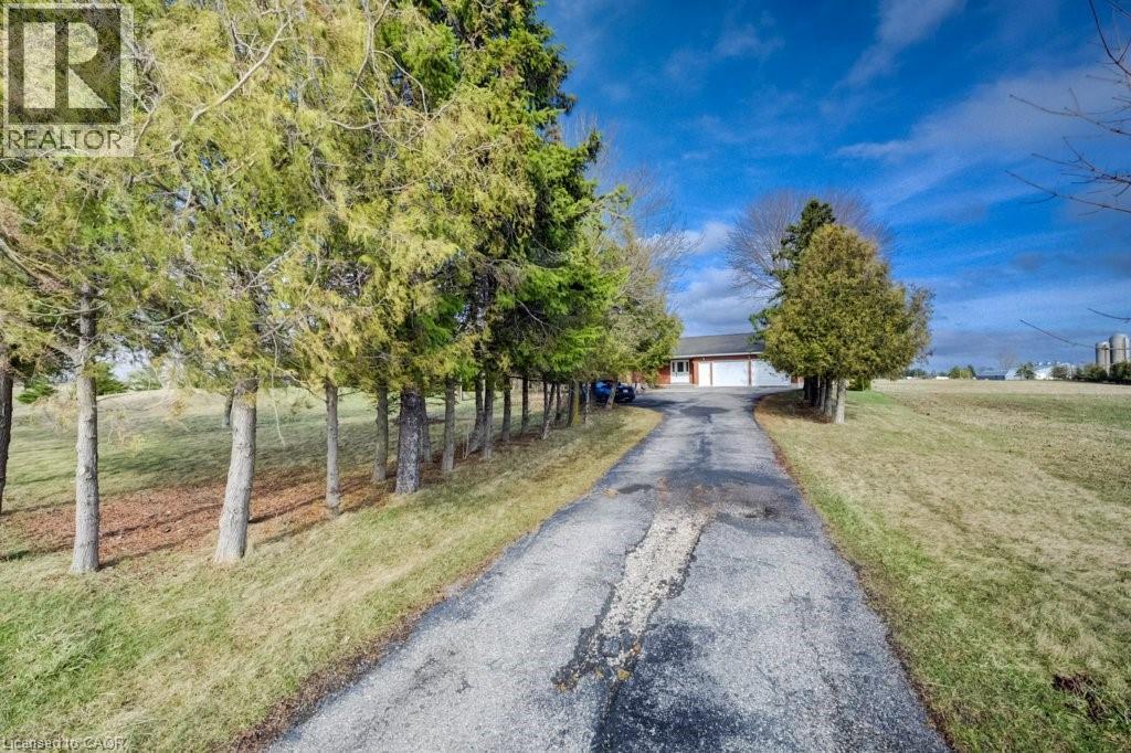 4137 WILMOT EASTHOPE Road thumbnail 2