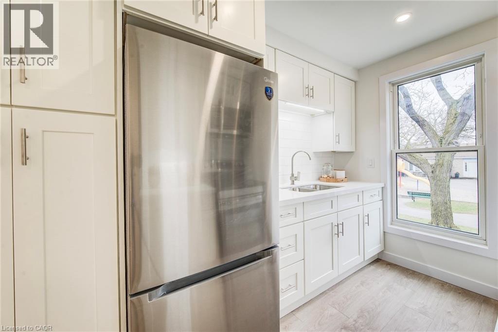 35 BRECKENRIDGE Drive Unit# 64 thumbnail 4