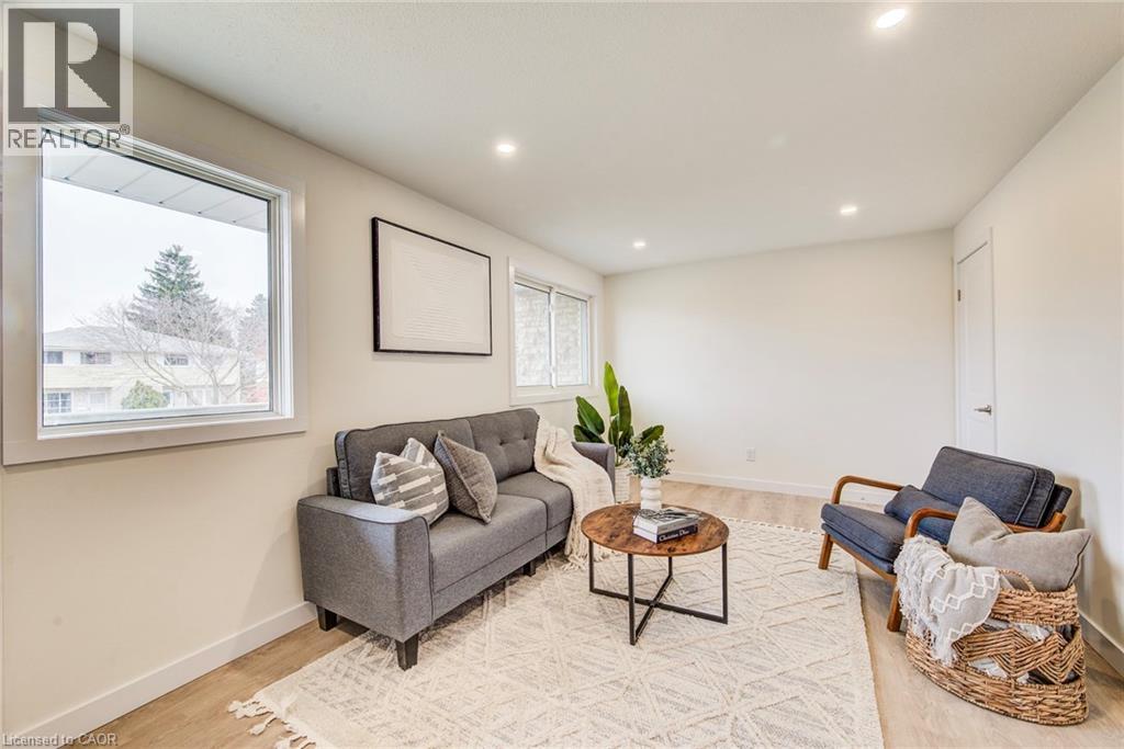 35 BRECKENRIDGE Drive Unit# 64 thumbnail 8