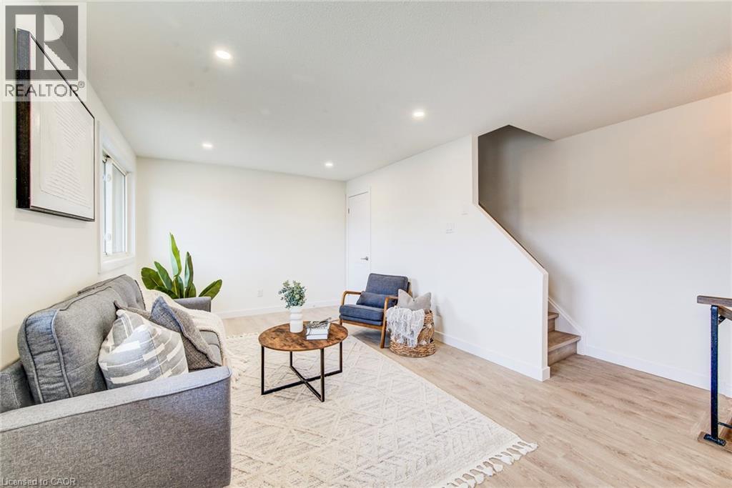 35 BRECKENRIDGE Drive Unit# 64 thumbnail 9