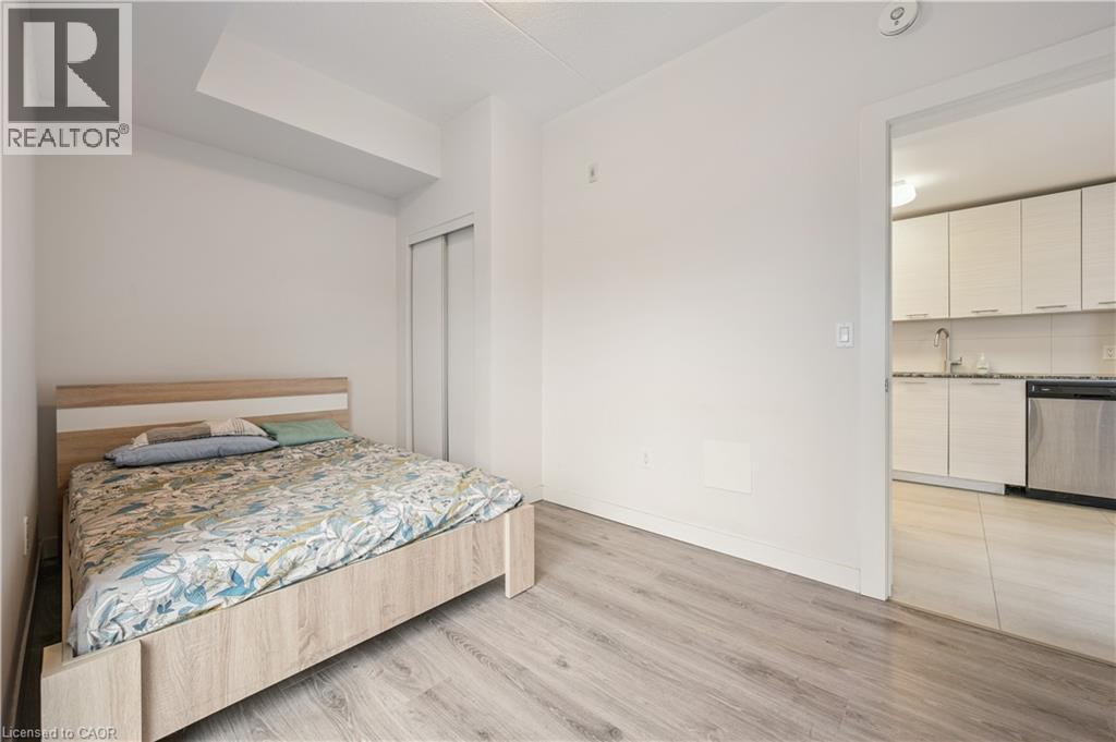 251 HEMLOCK Street Unit# 201 thumbnail 25