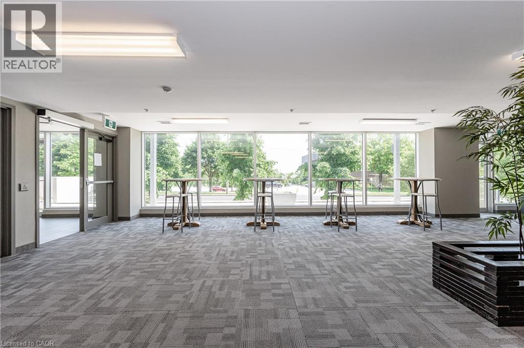 251 HEMLOCK Street Unit# 201 thumbnail 33