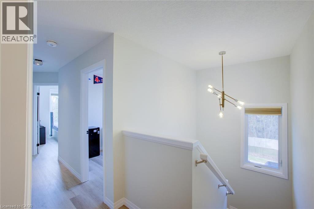 143 ELGIN Street N Unit# 91 thumbnail 27