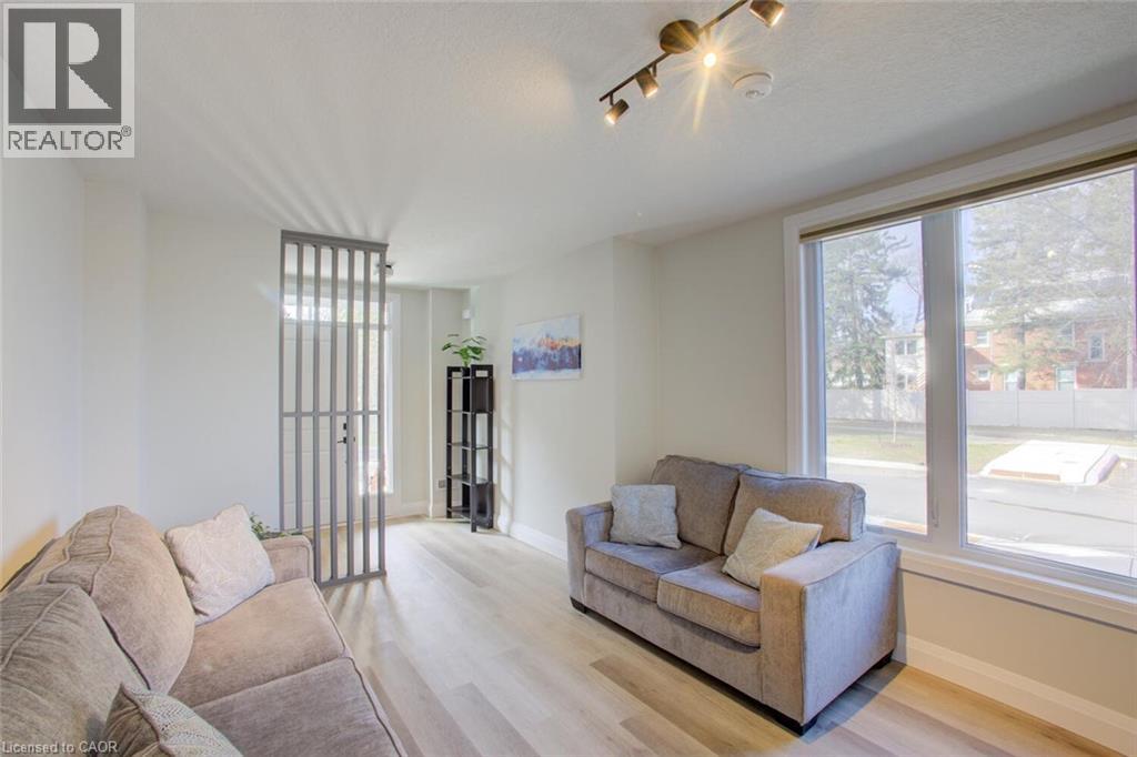 143 ELGIN Street N Unit# 91 thumbnail 11