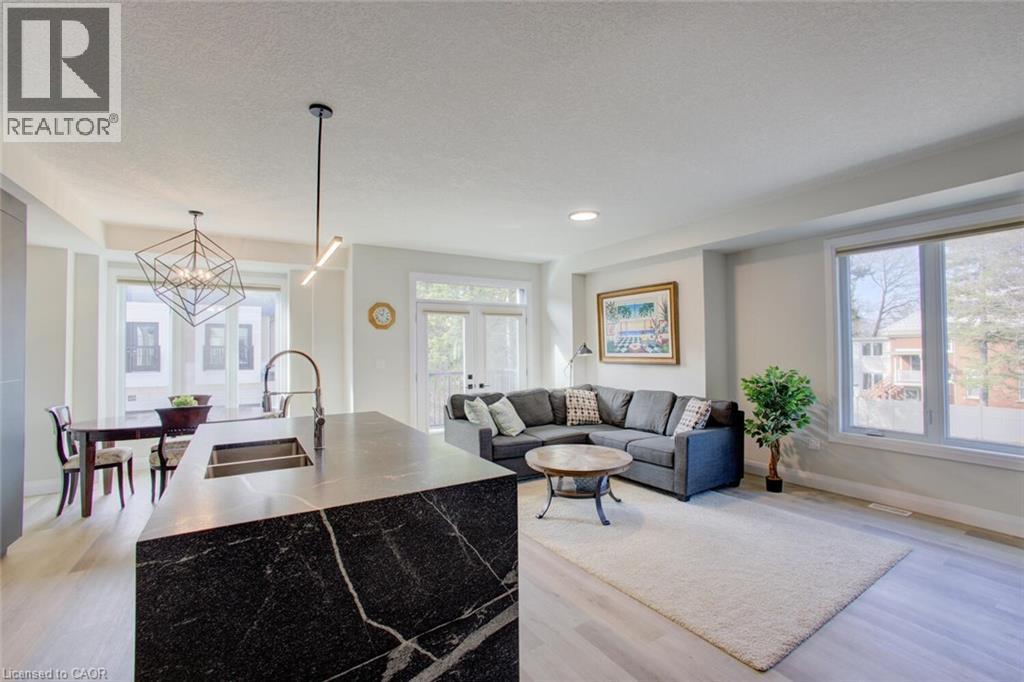 143 ELGIN Street N Unit# 91 thumbnail 2