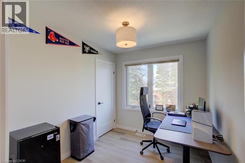 143 ELGIN Street N Unit# 91 thumbnail 29