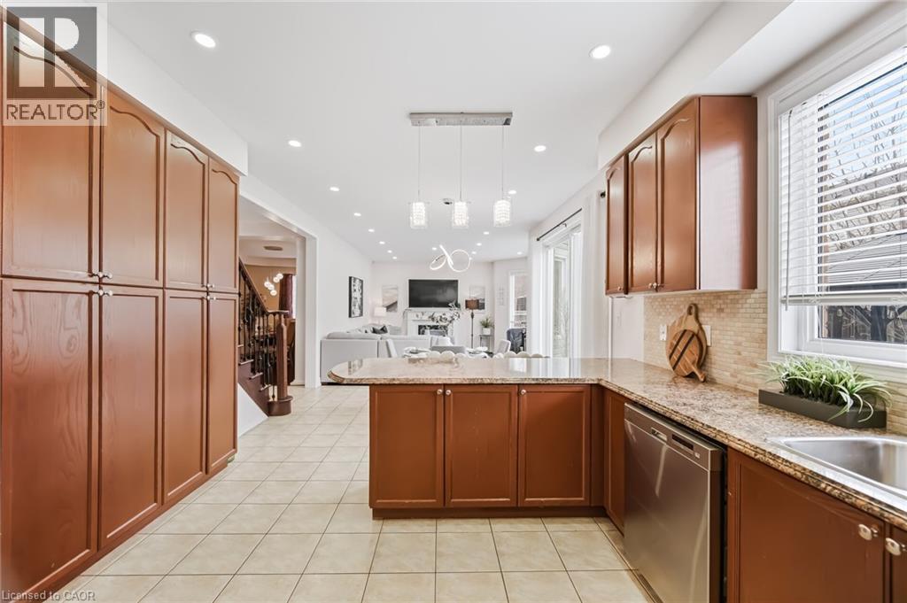 59 APPLE Drive thumbnail 16