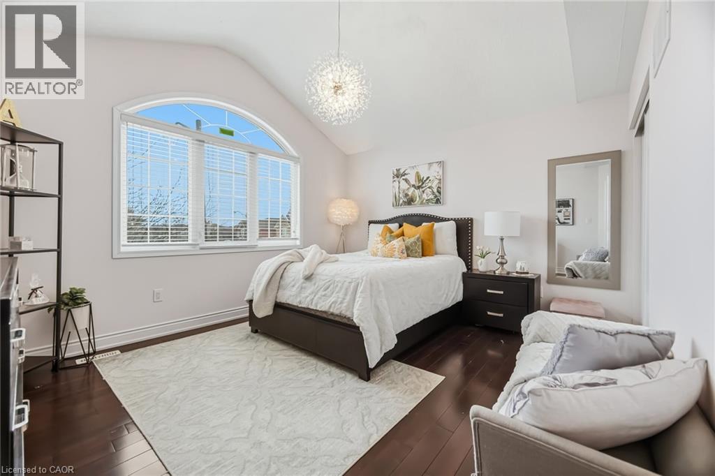 59 APPLE Drive thumbnail 27