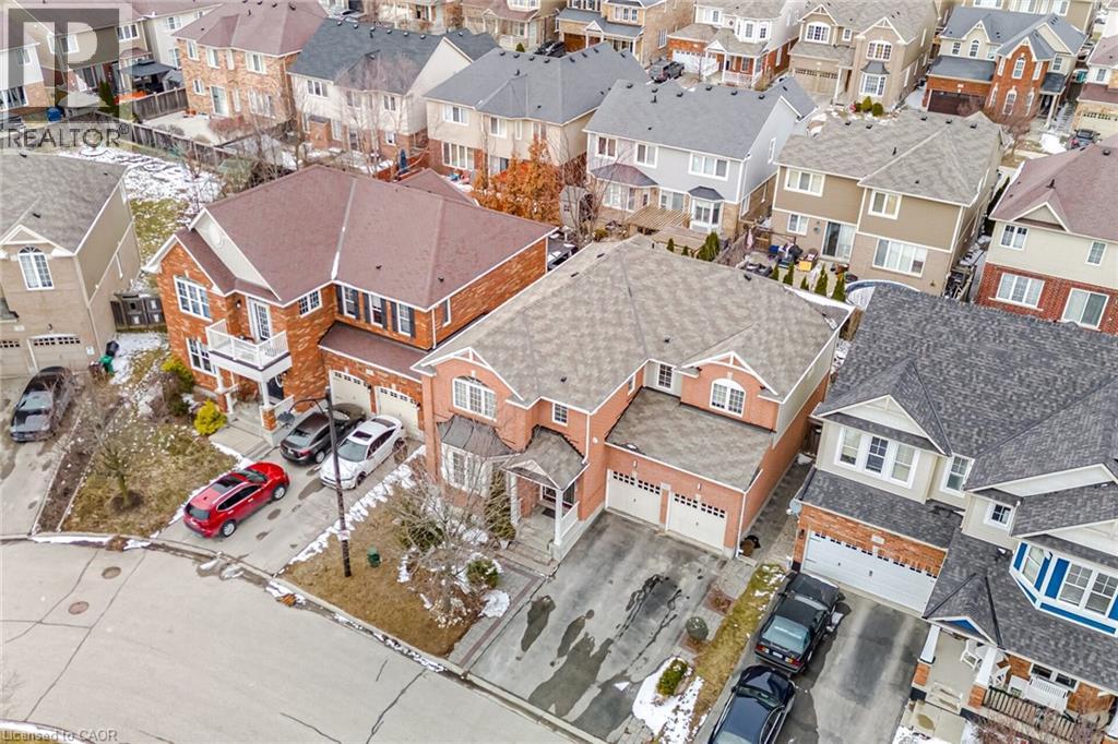 59 APPLE Drive thumbnail 3