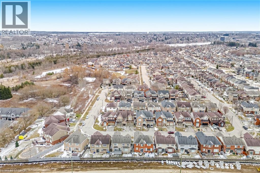 59 APPLE Drive thumbnail 40