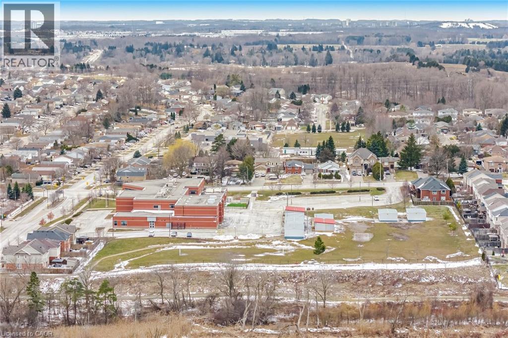 59 APPLE Drive thumbnail 44