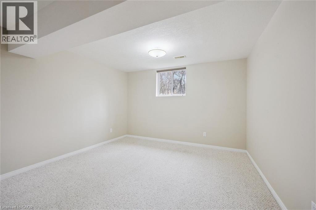 180 OLD ABBEY Road Unit# 14 thumbnail 28