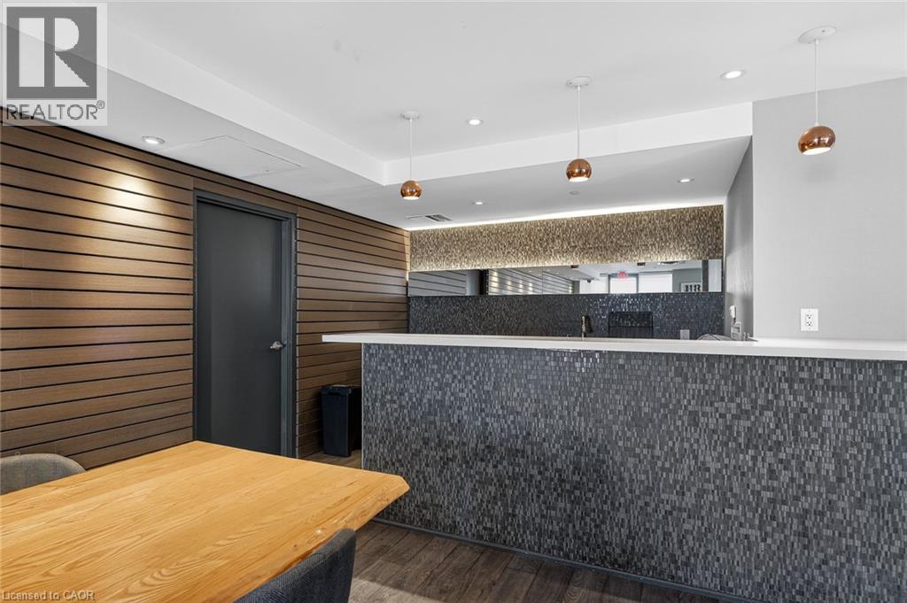 85 DUKE Street W Unit# 1006 thumbnail 28