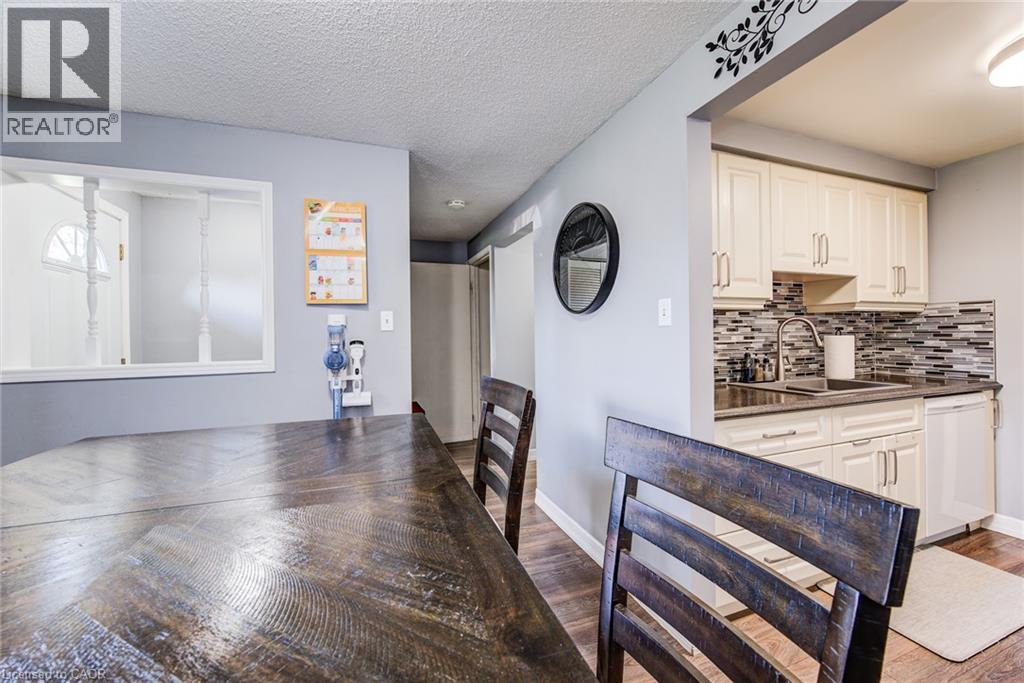 235 FERGUSON Avenue Unit# 16 thumbnail 10