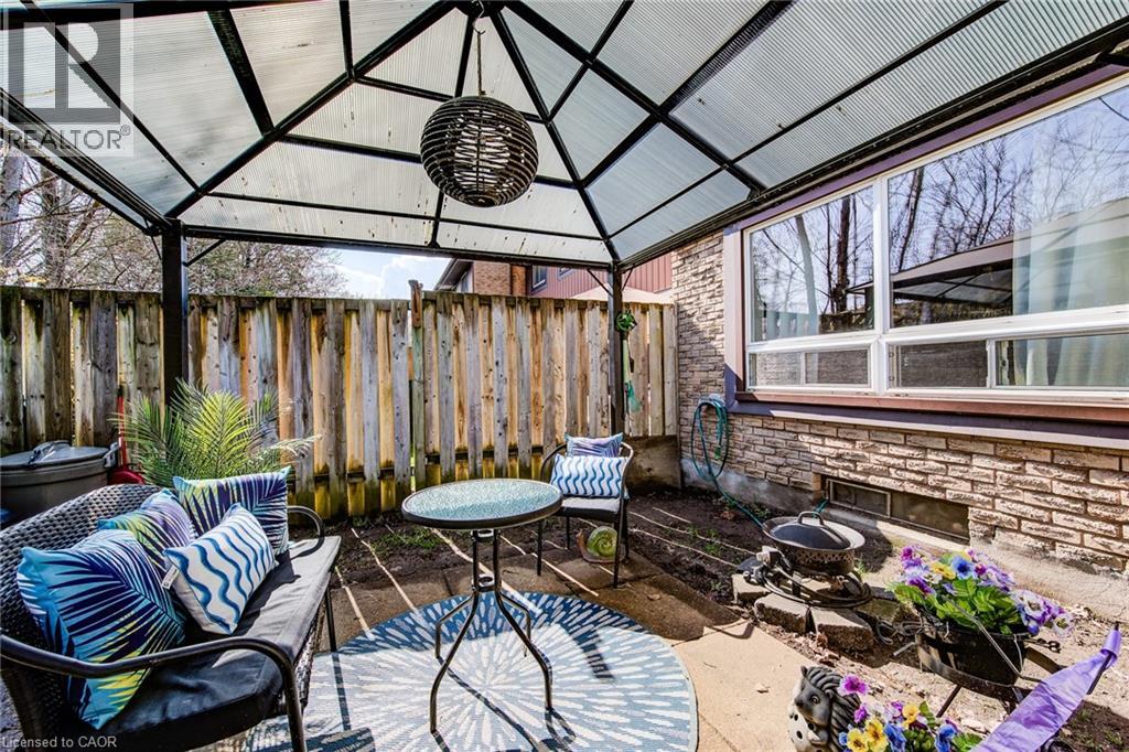 235 FERGUSON Avenue Unit# 16 thumbnail 4