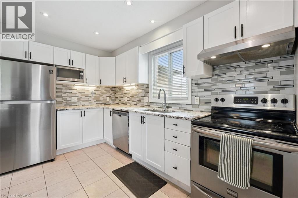 420 WATERLOO Street thumbnail 13