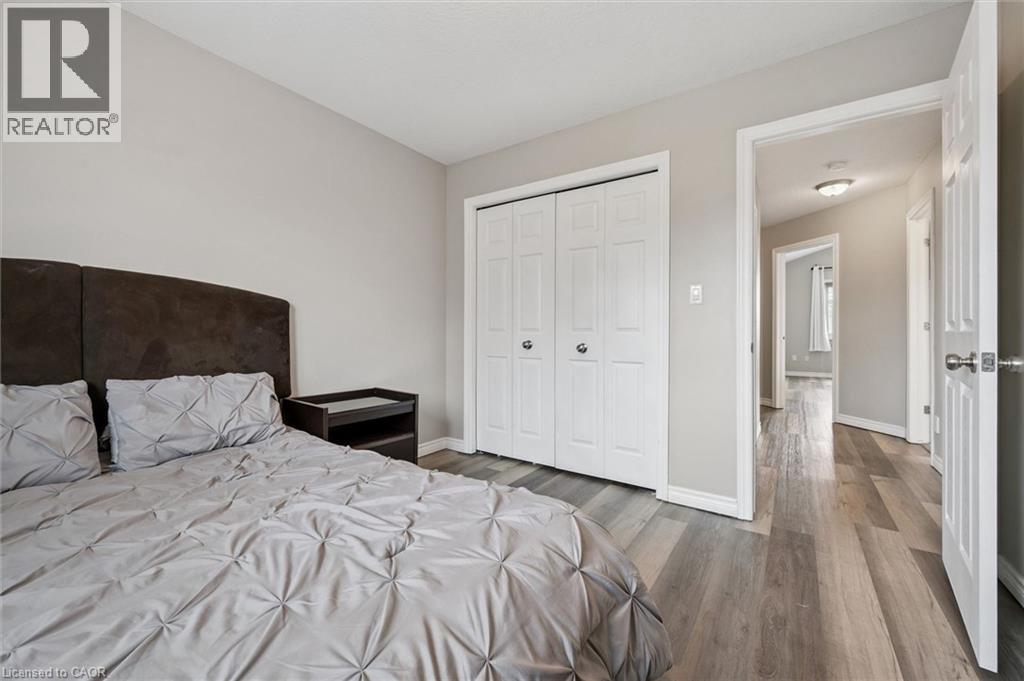 420 WATERLOO Street thumbnail 17