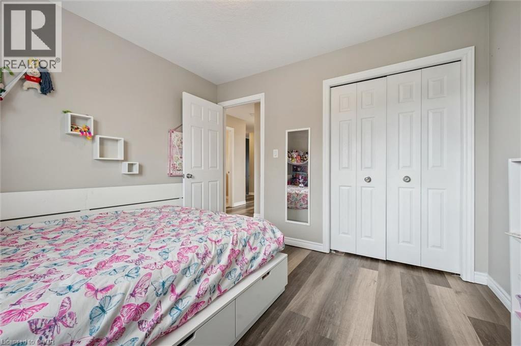 420 WATERLOO Street thumbnail 19