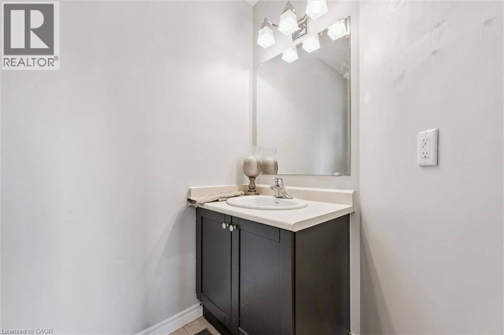 420 WATERLOO Street thumbnail 23