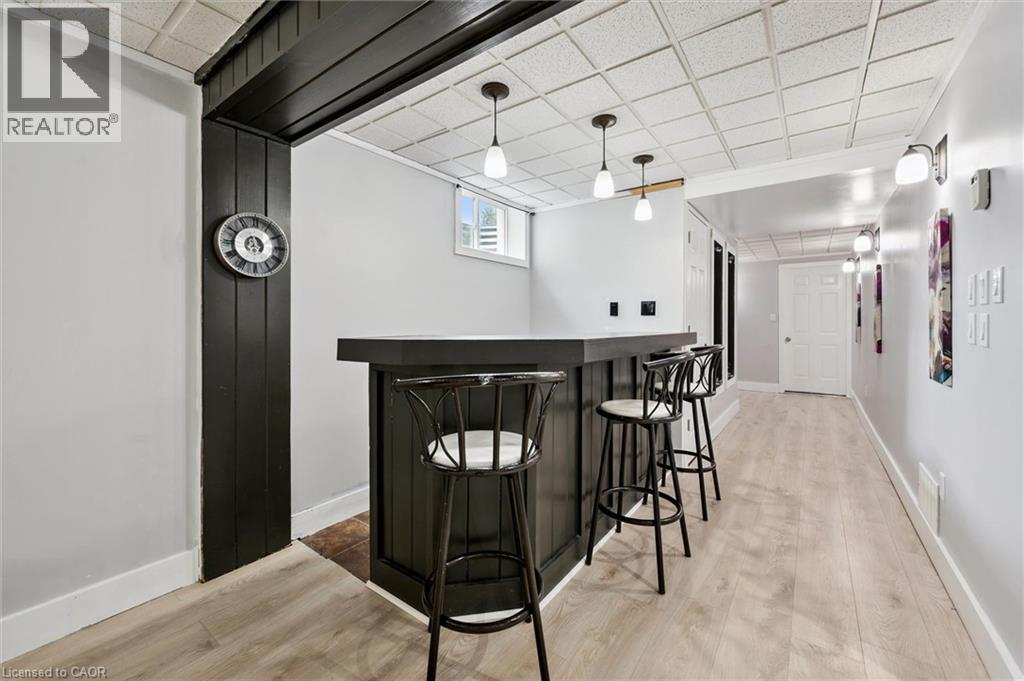 420 WATERLOO Street thumbnail 29