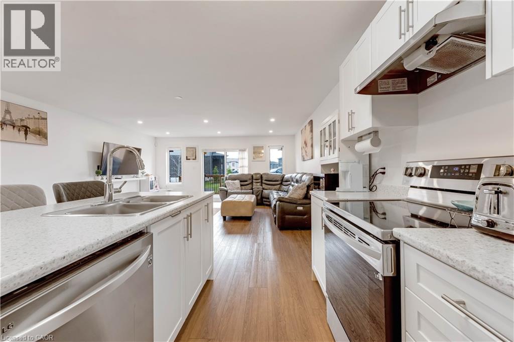 91 PONY Way thumbnail 5