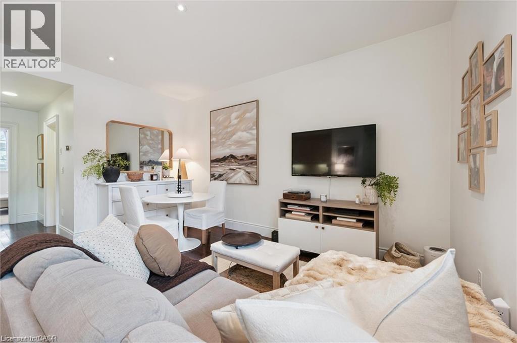 133 PARK Street Unit# 101 thumbnail 3